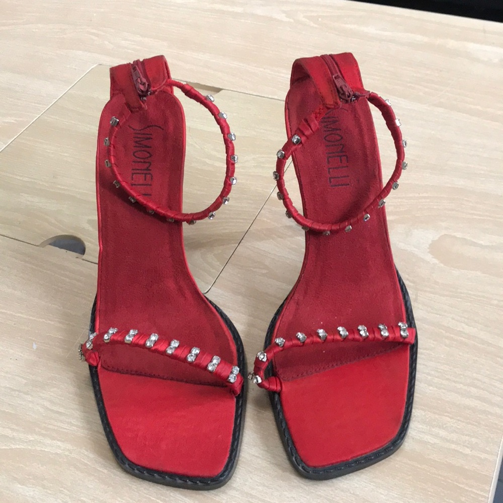 Sandals - Picture 4 of 6